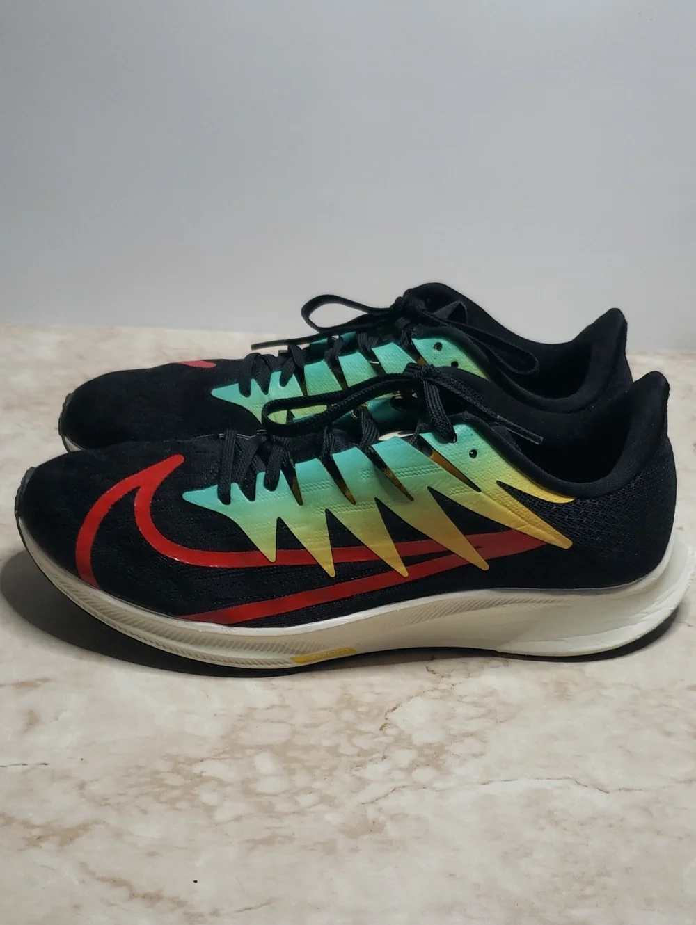 Nike Men’s Black Running Sneakers with Teal, Yellow & Red Accents 7.5